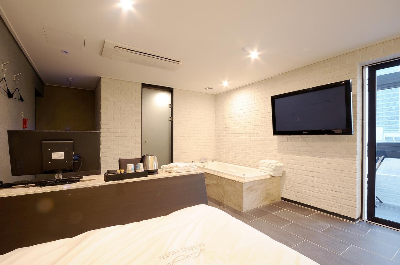 Queens Hotel Seomyeon ปูซาน ภายนอก รูปภาพ