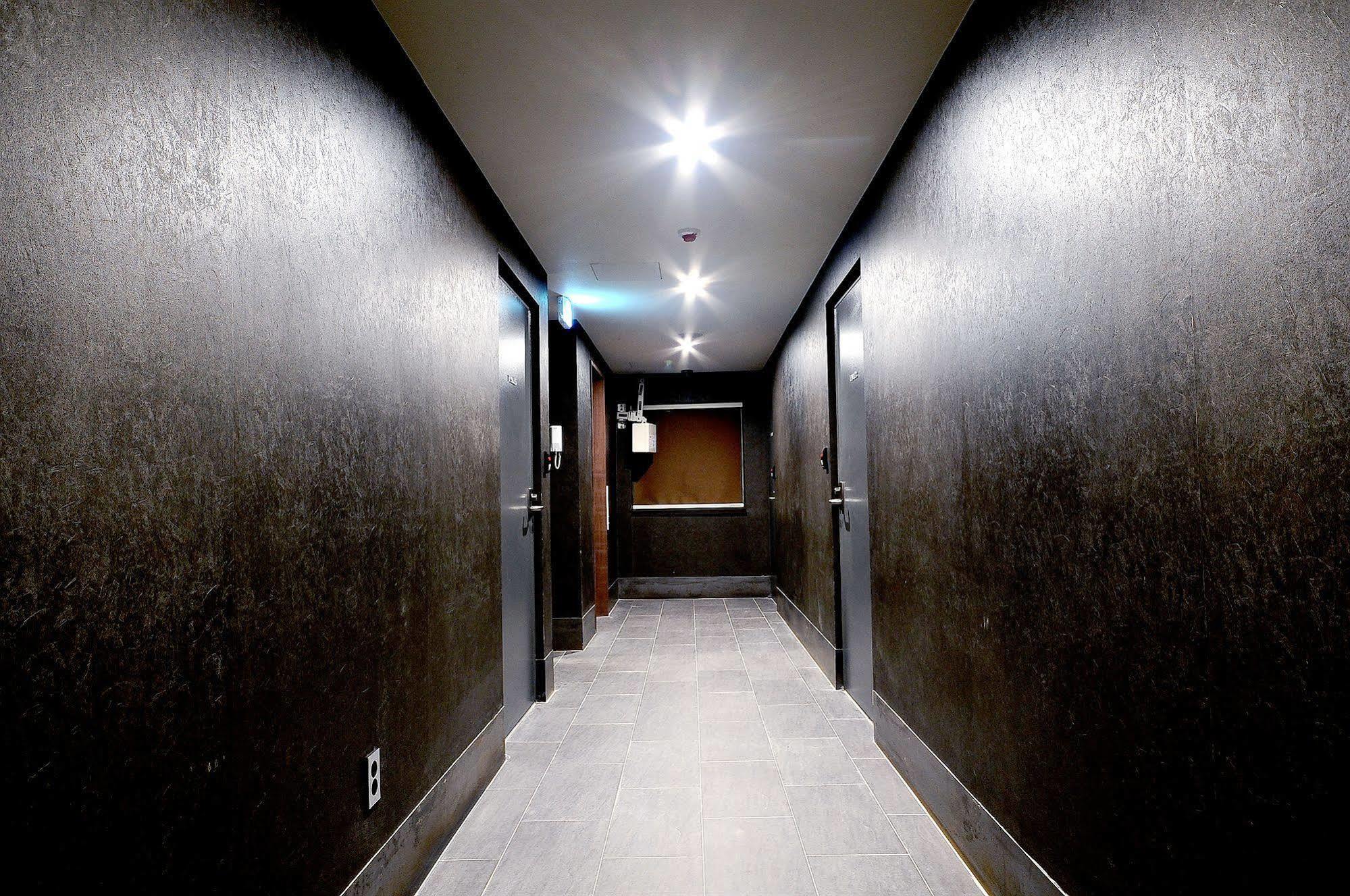 Queens Hotel Seomyeon ปูซาน ภายนอก รูปภาพ